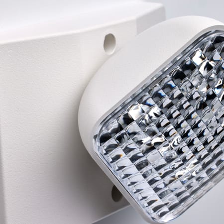 A large image of the Nuvo Lighting 67/134 Alternate image