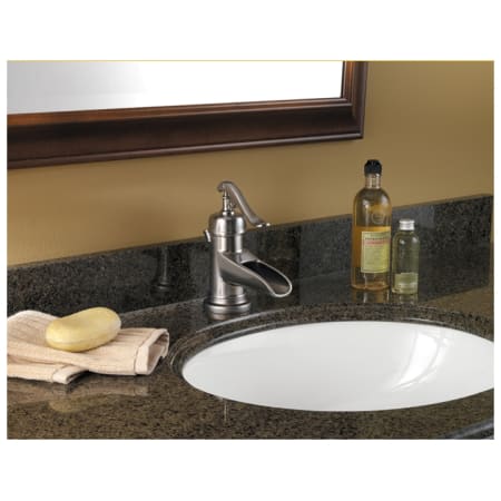 A large image of the Pfister LG42-YP0 Pfister LG42-YP0