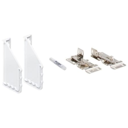 A large image of the Rev-A-Shelf 6552-97-4 White