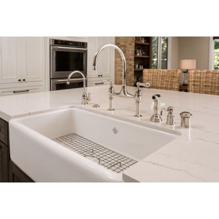 A large image of the Rohl AG700 Alternate View