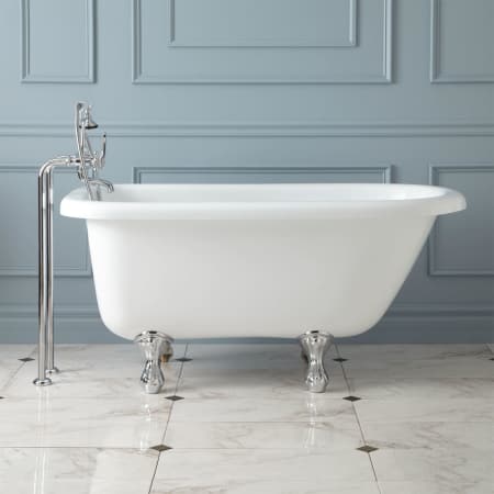 A large image of the Signature Hardware 905221-53 White / Chrome Feet