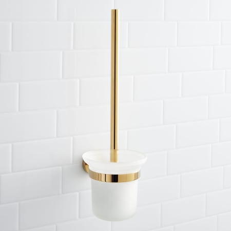 A large image of the Signature Hardware 916744 Polished Brass