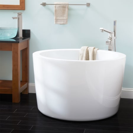 A large image of the Signature Hardware 920845-41 White