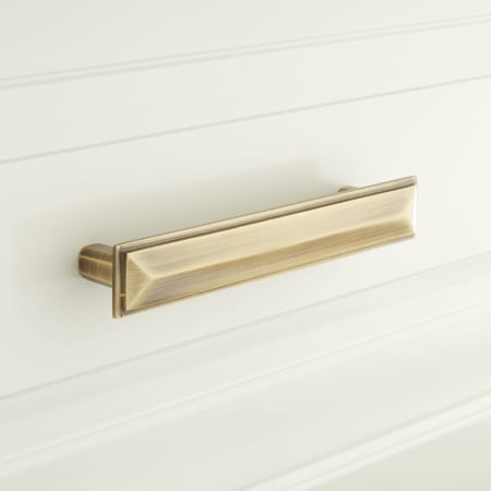 A large image of the Signature Hardware 946097-4 Antique Brass