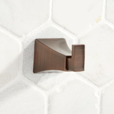 A large image of the Signature Hardware 948227 Oil Rubbed Bronze