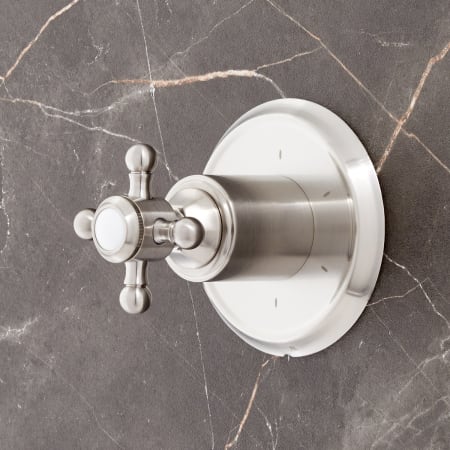 A large image of the Signature Hardware 948898-LV Brushed Nickel