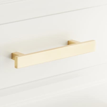 A large image of the Signature Hardware 949472-4 Polished Brass