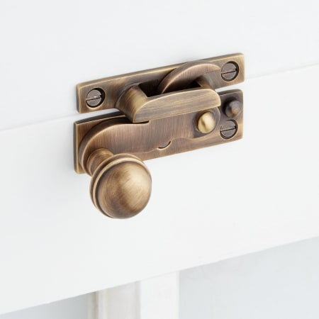 A large image of the Signature Hardware 953047 Antique Brass