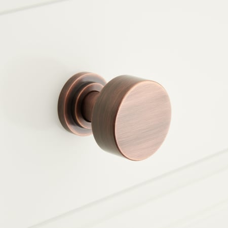 A large image of the Signature Hardware 953576 Antique Copper