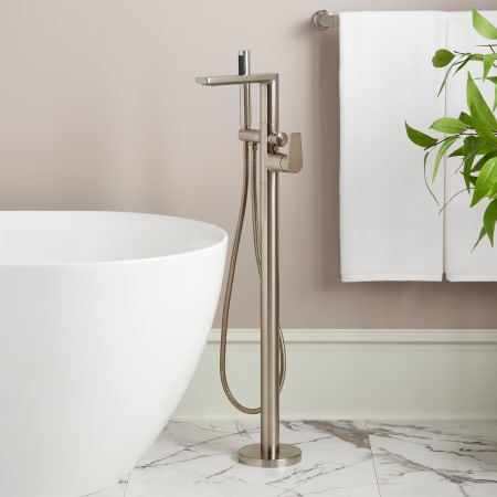 A large image of the Signature Hardware 953648-LV Brushed Nickel