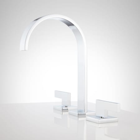 A large image of the Signature Hardware 920335-NO Signature Hardware-920335-NO-Chrome - Side