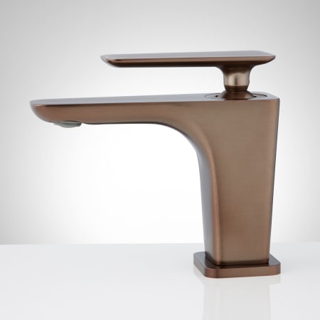 A large image of the Signature Hardware 933804 Signature Hardware-933804-Side View