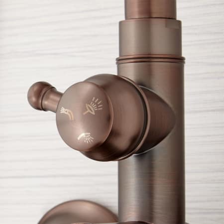 A large image of the Signature Hardware 939624 Signature Hardware-939624-Diverter Detail