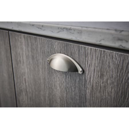 A large image of the Top Knobs M2201 Alternate Image