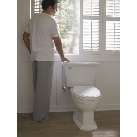 A large image of the TOTO CST784SF Toto-CST784SF-Lifestyle