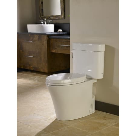 A large image of the TOTO CST794EF Toto-CST794EF-Lifestyle