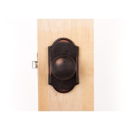 A large image of the Weslock 7100F Wexford Series 7100F Passage Knob Set Outside View