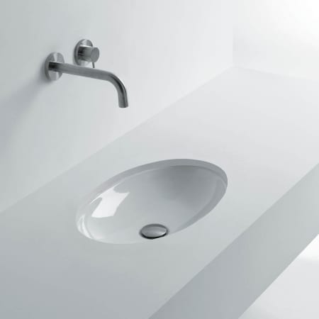A large image of the WS Bath Collections H10 40U - 8208001 Ceramic White