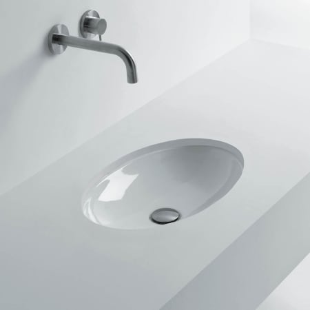 A large image of the WS Bath Collections H10 60U - 8208501 Ceramic White