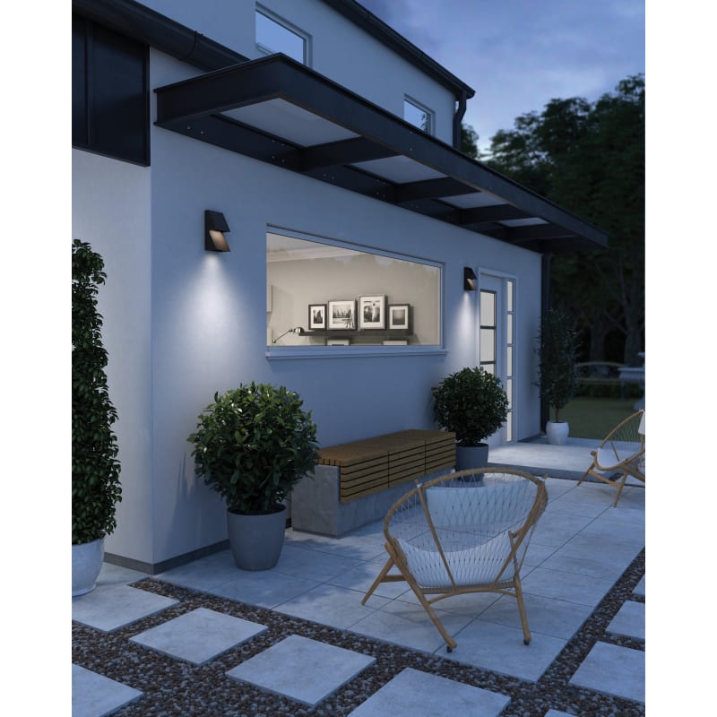 Tech lighting outlet pitch single