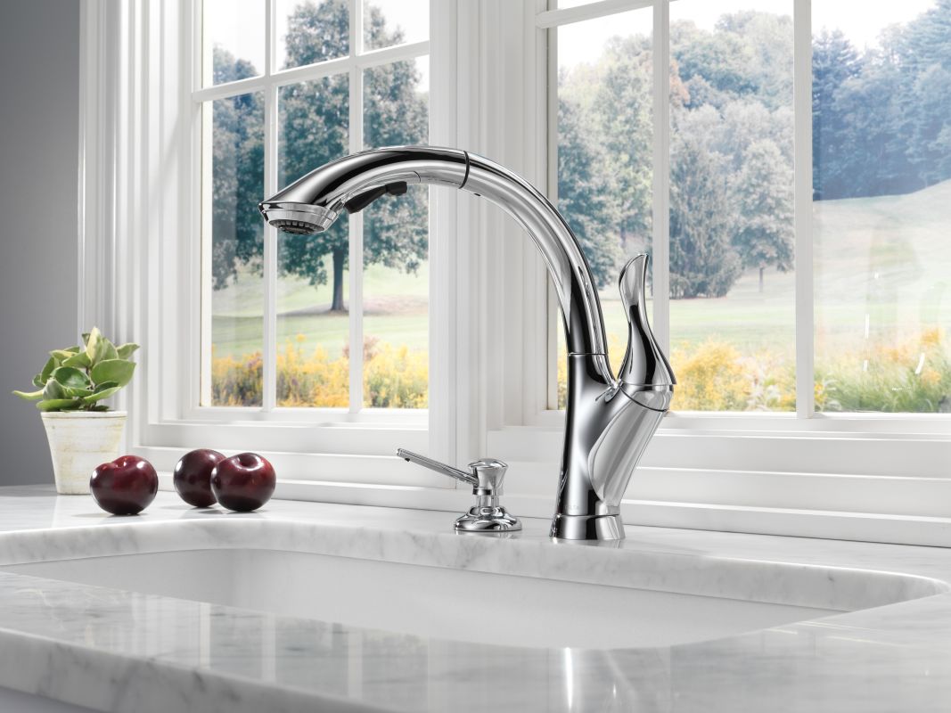 Delta 4153 Rb Dst Venetian Bronze Linden Pull Out Kitchen Faucet
