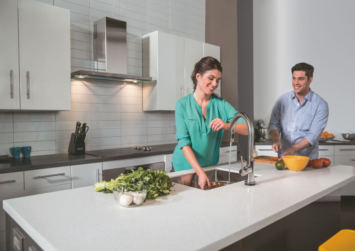 Delta 9159t Ar Dst Arctic Stainless Trinsic Pull Down Kitchen