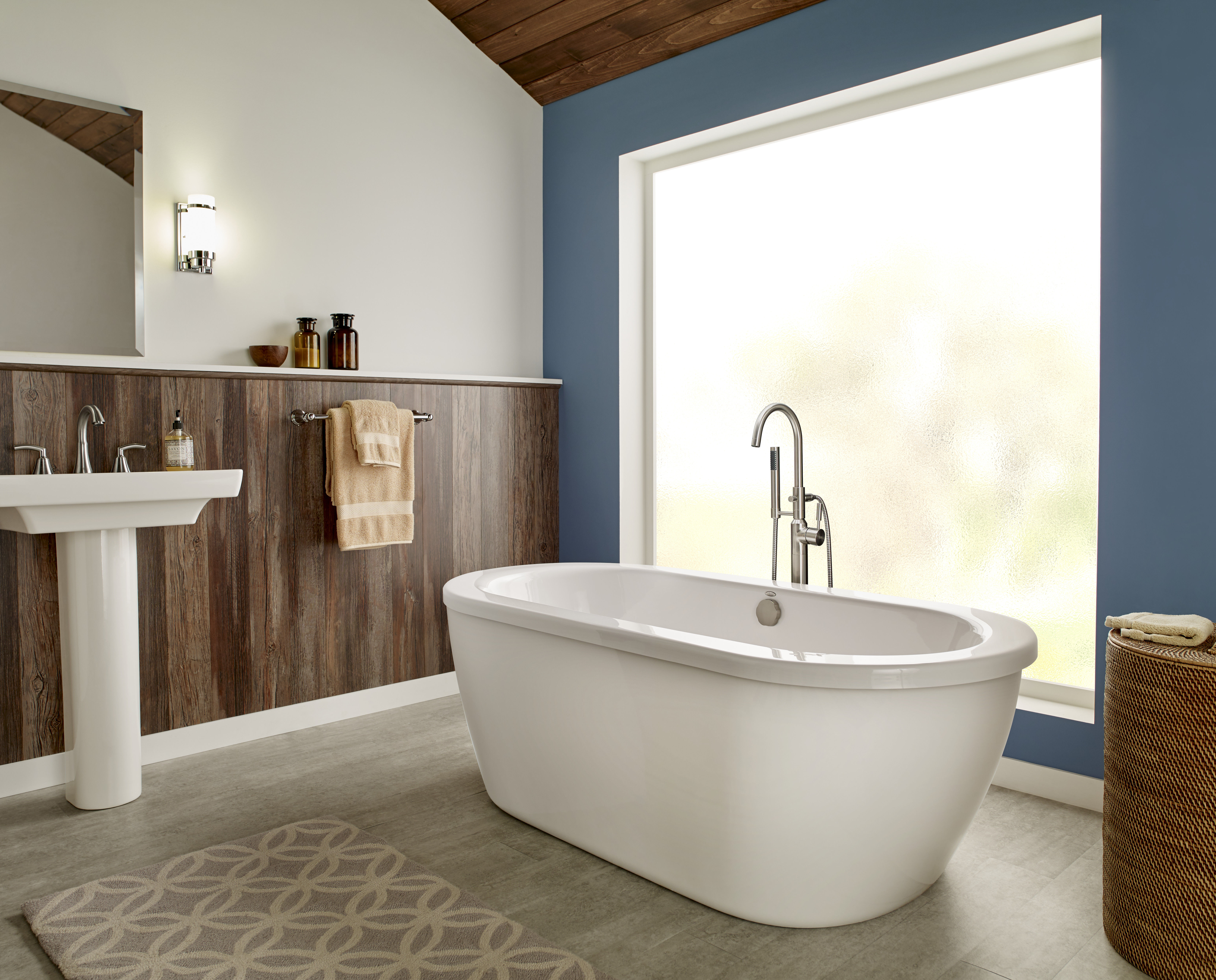 American Standard 2764 014m202 011 Arctic White With Chrome Drain American Standard 2764 014m202 011 Arctic White With Chrome Drain Cadet 66 Acrylic Soaking Bathtub For Free Standing Installations Center Tub