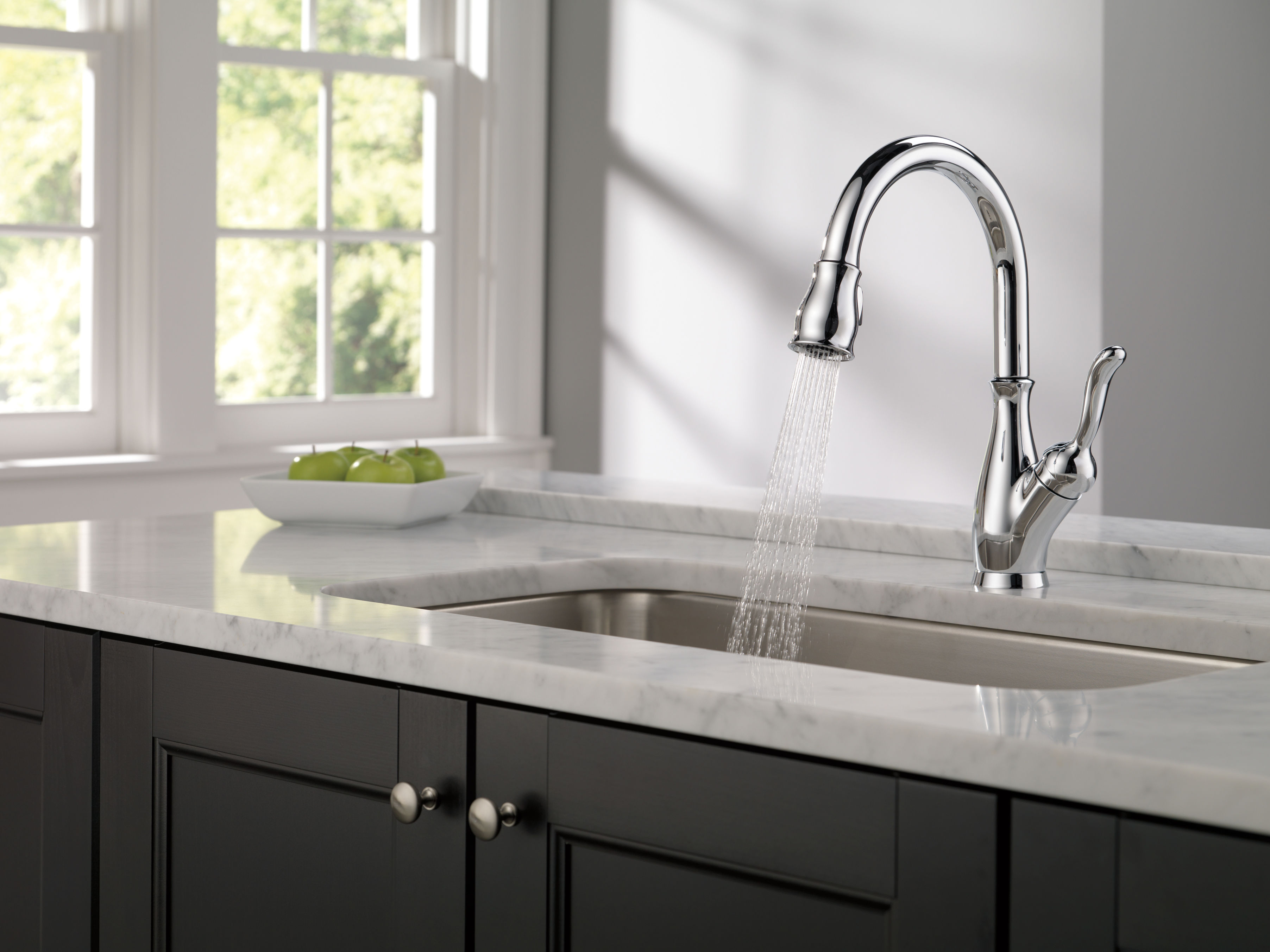 Delta 9178 Ar Dst Arctic Stainless Leland Pull Down Kitchen Faucet