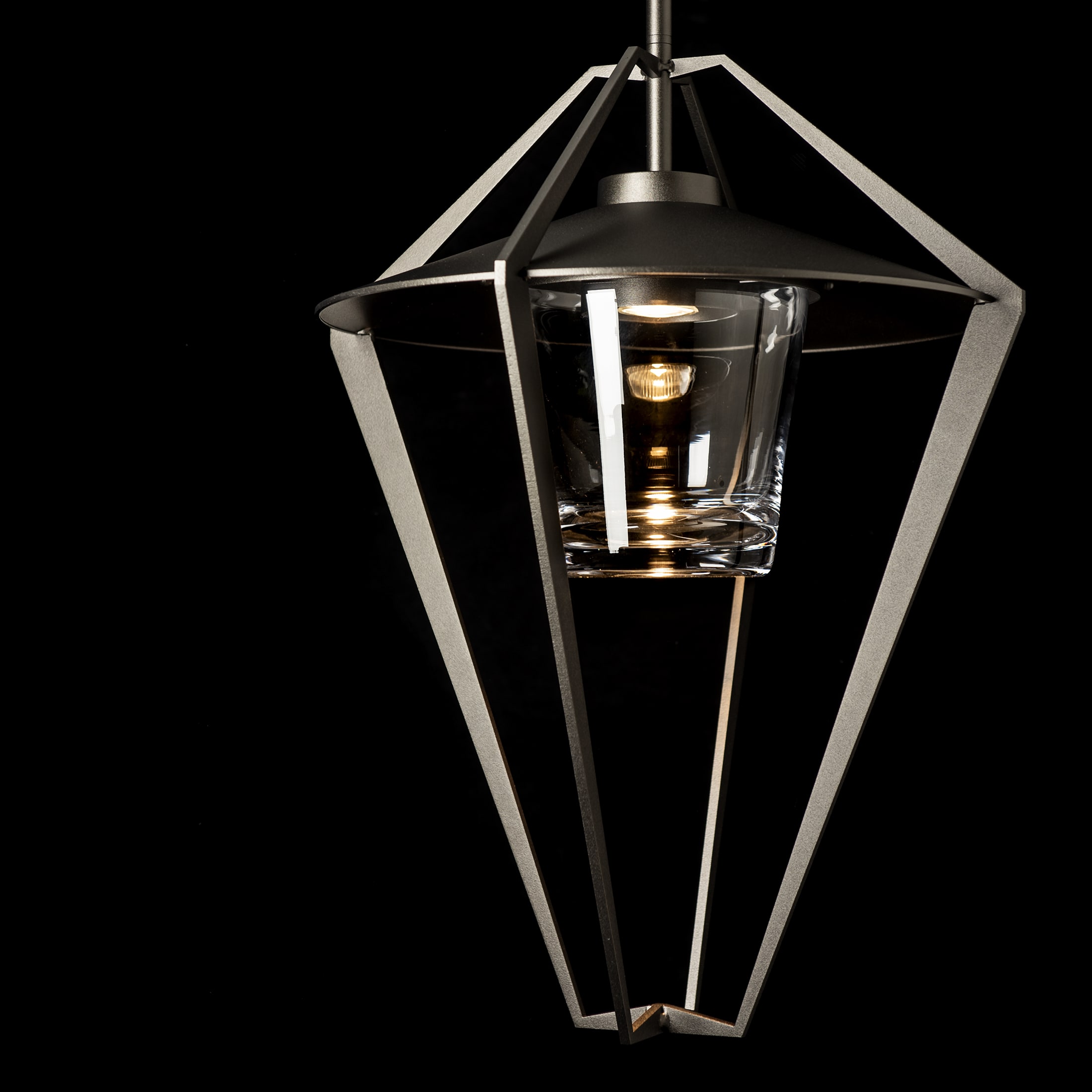 Hubbardton Forge 362651-1001 Coastal Natural Iron / Clear Hubbardton Forge 362651-1001 Coastal Natural Iron / Clear