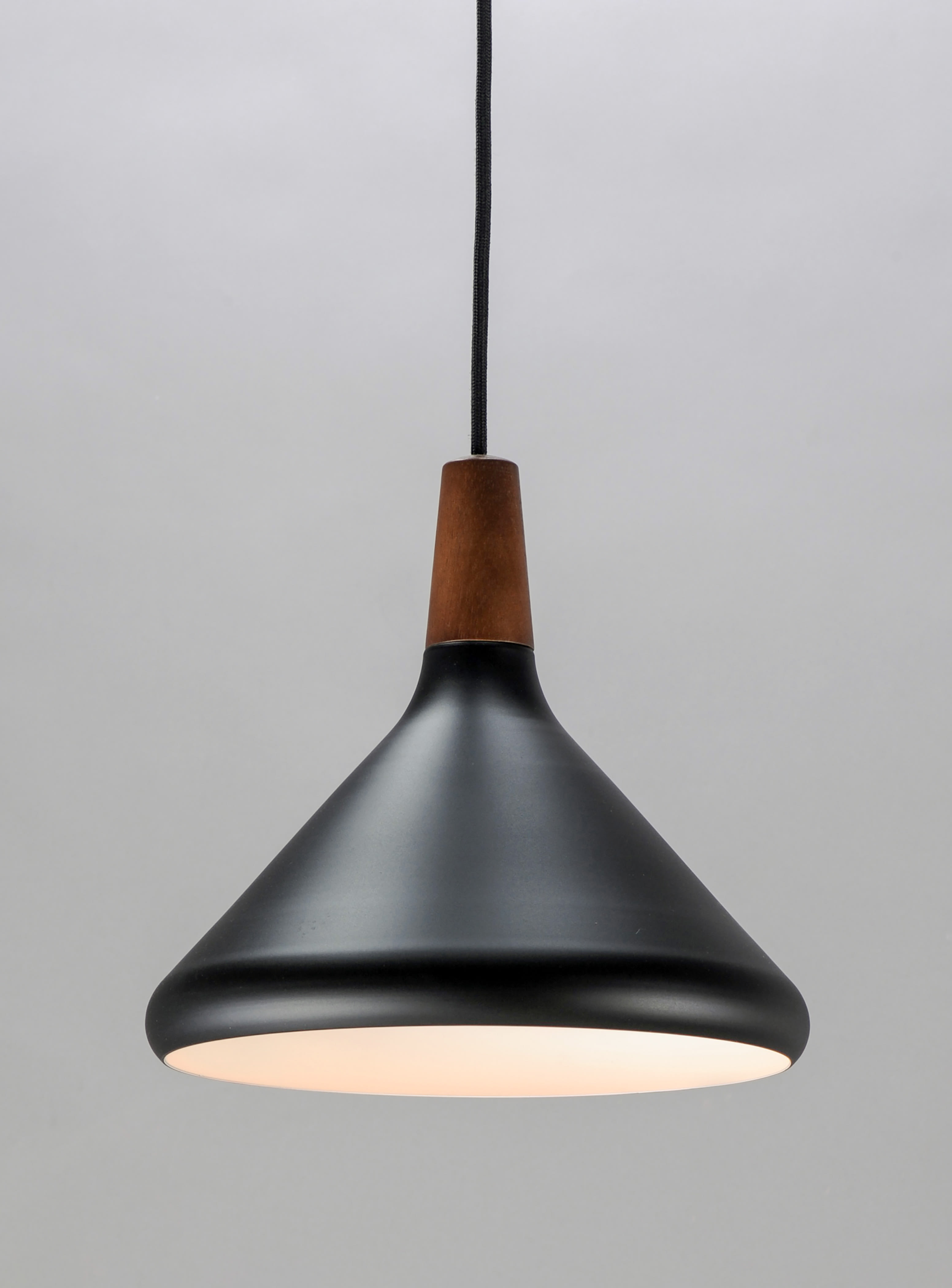 maxim nordic pendant light