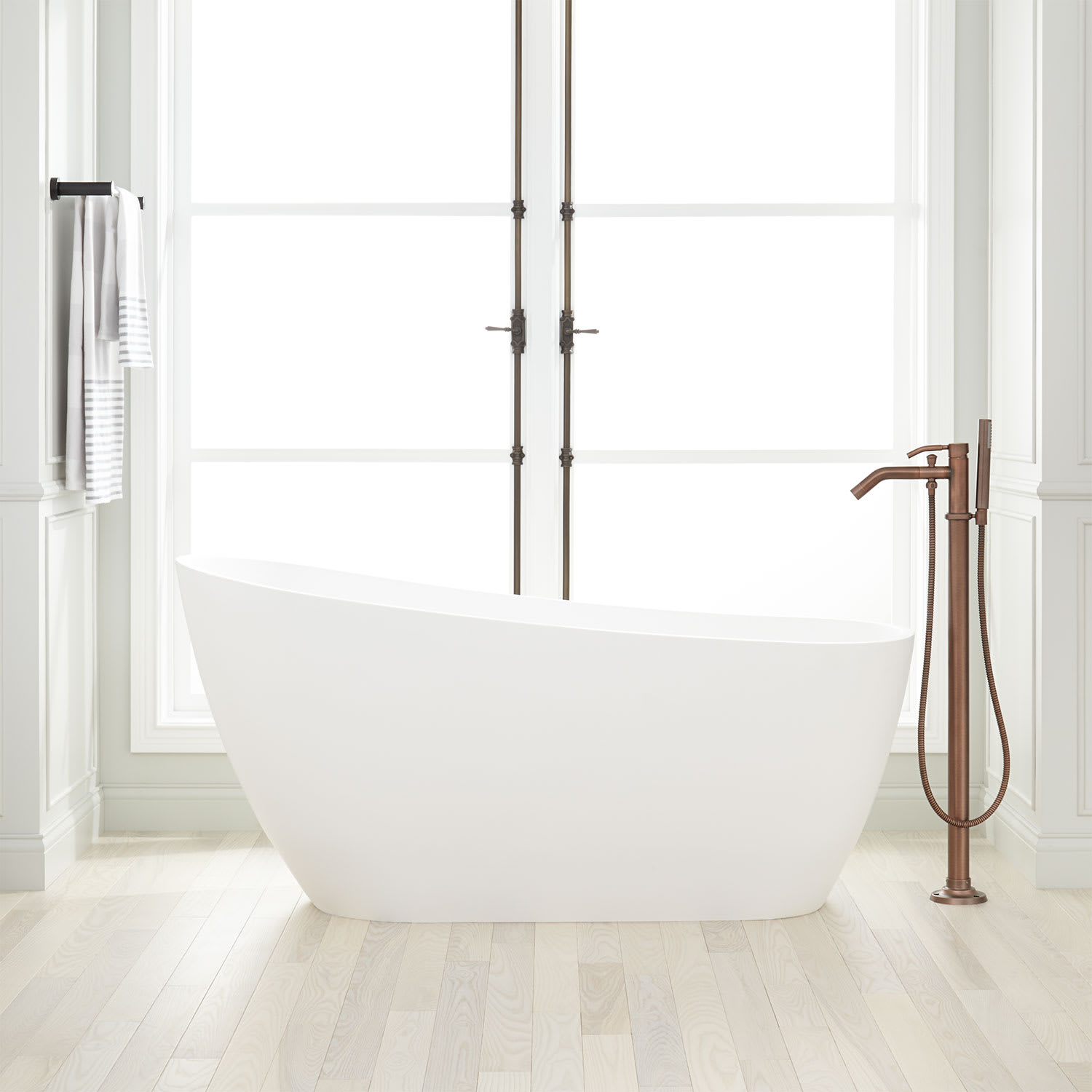 soaker freestanding tub