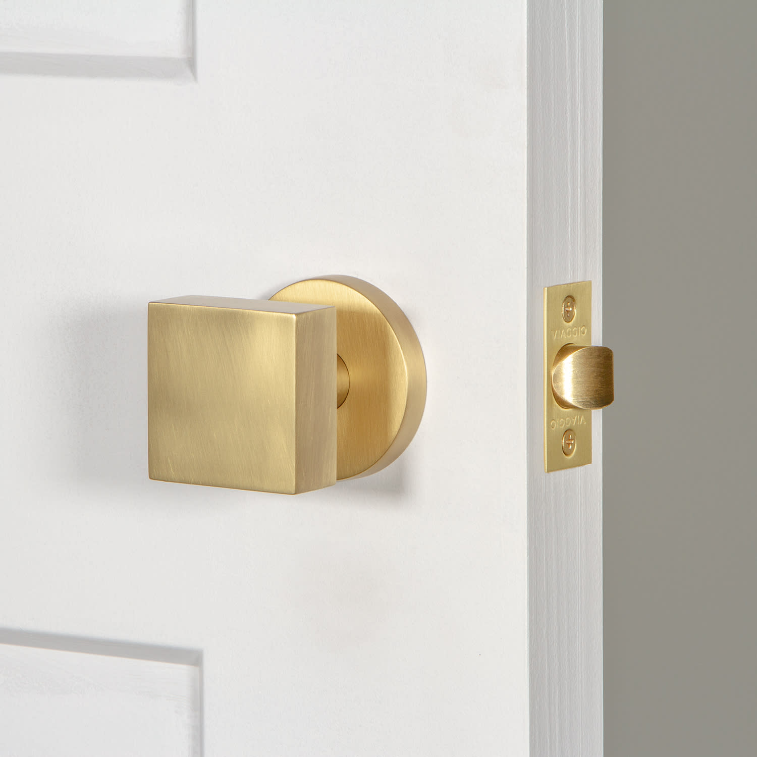 Viaggio 622382 Bright Chrome Circolo Solid Brass Privacy