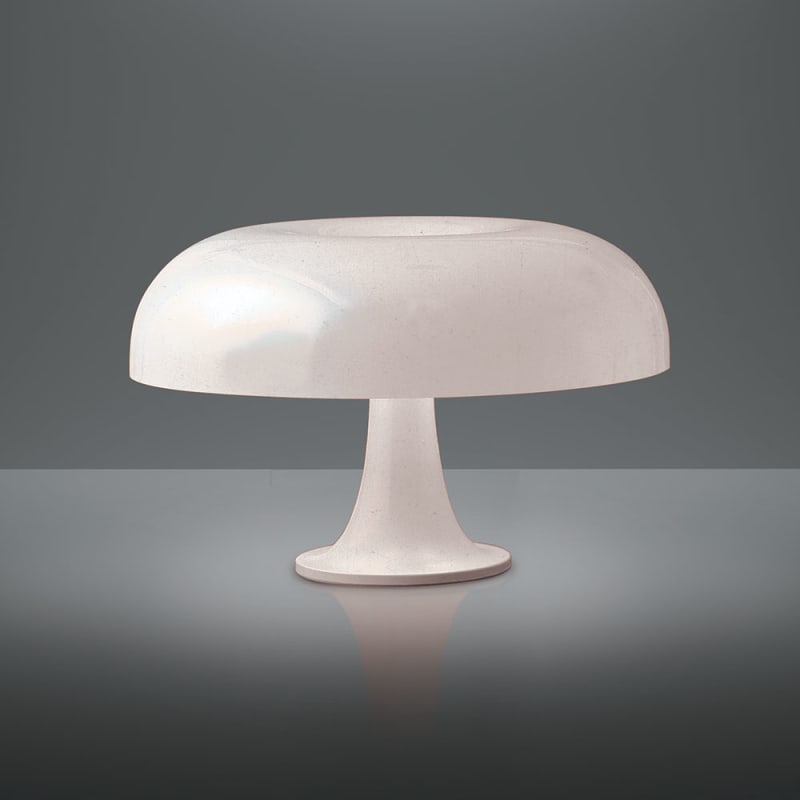 https://s3.img-b.com/image/private/t_base%2Cf_auto%2Cc_lpad%2Cw_800%2Ch_800/product/Artemide/artemide-0056015a-7117273.jpg