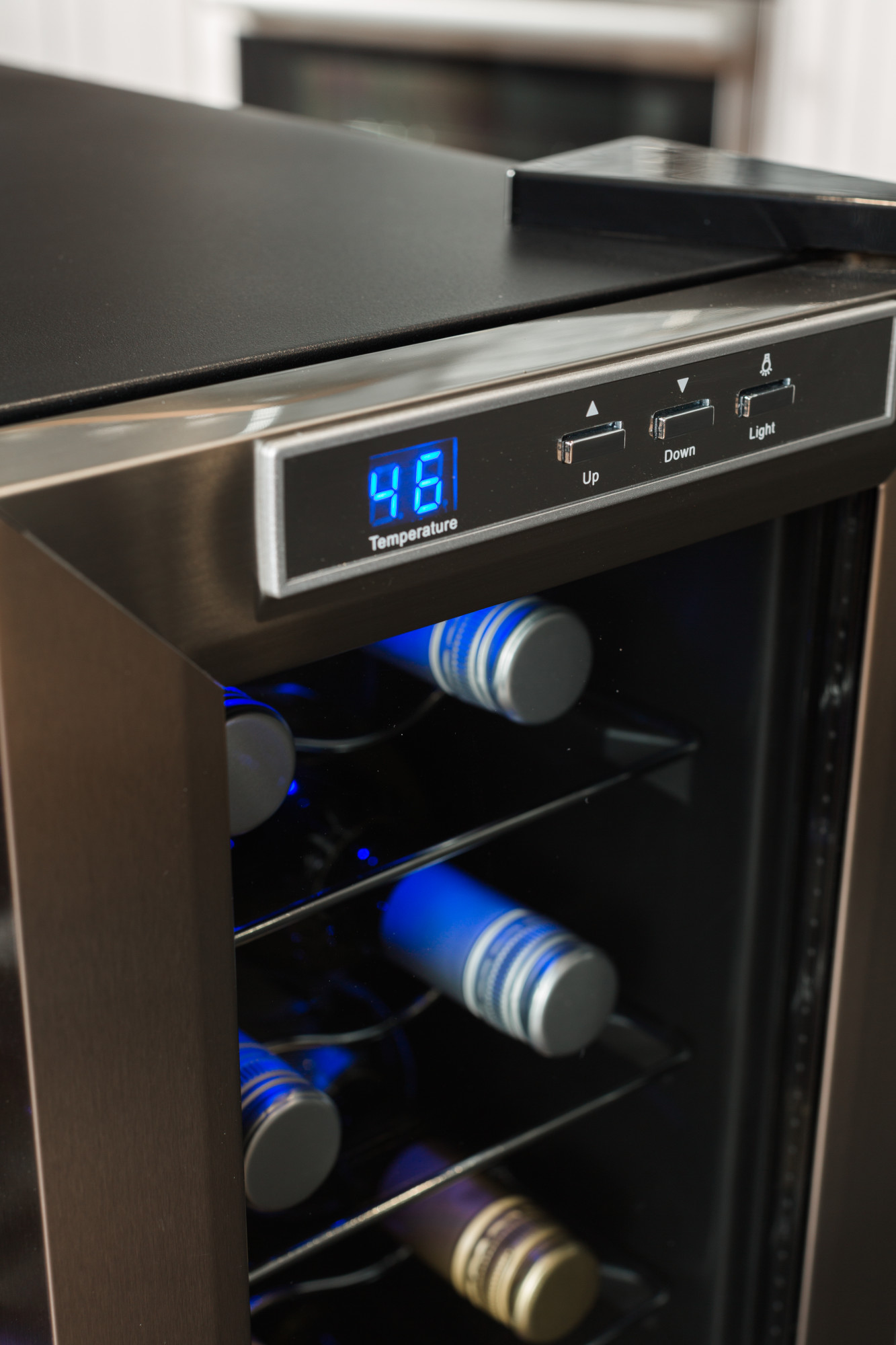 EdgeStar TWR325E 21"W 32 Bottle Wine Cooler Stainless Steel