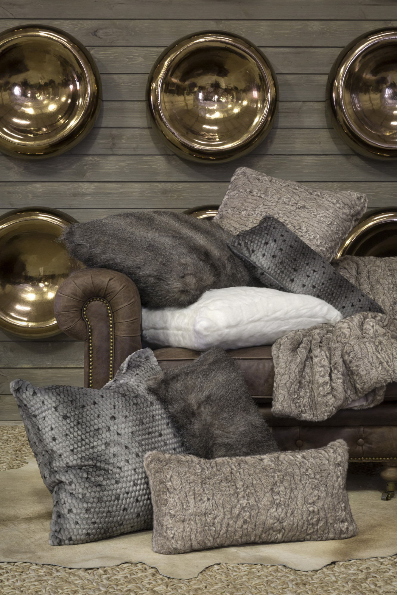 Harp and Finial HFS20079 Ponca Geometric Faux Fur Covered Down Grey