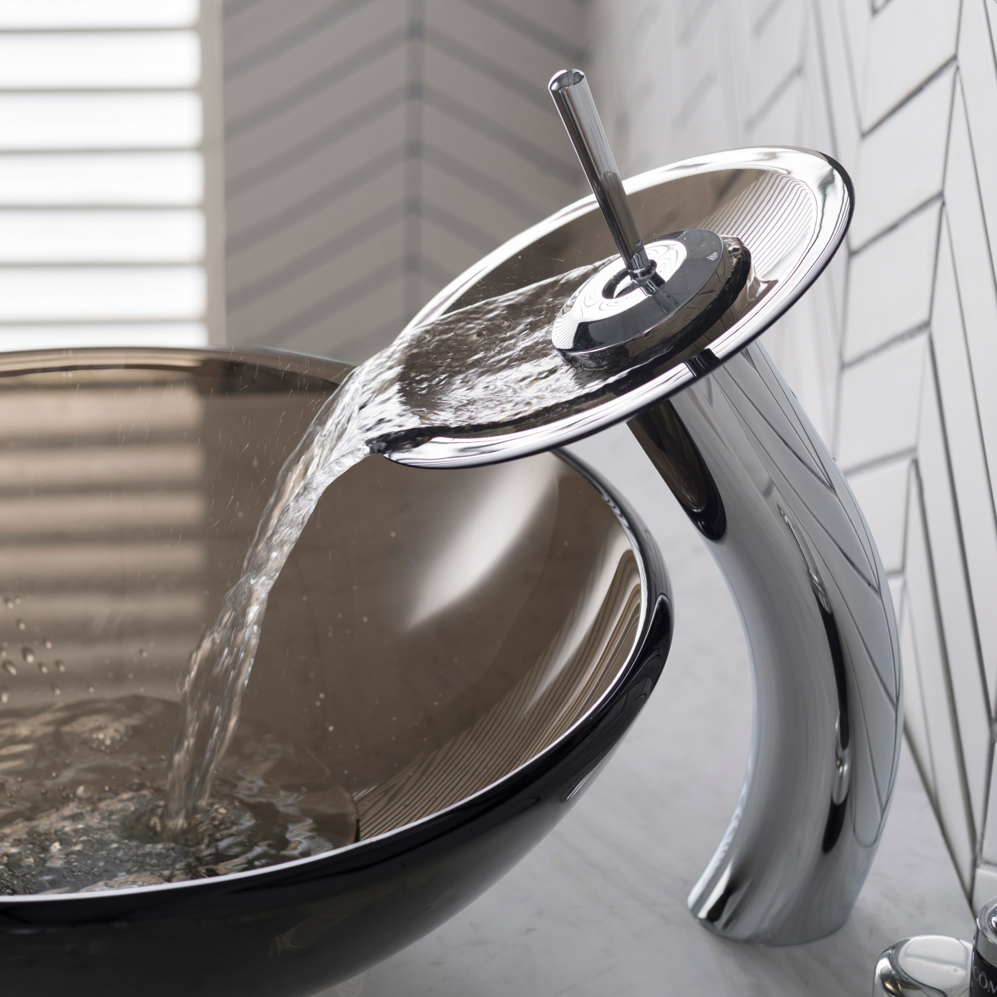 Kraus KGW1700PU10BRCL Waterfall 1 Hole Vessel Bathroom Faucet