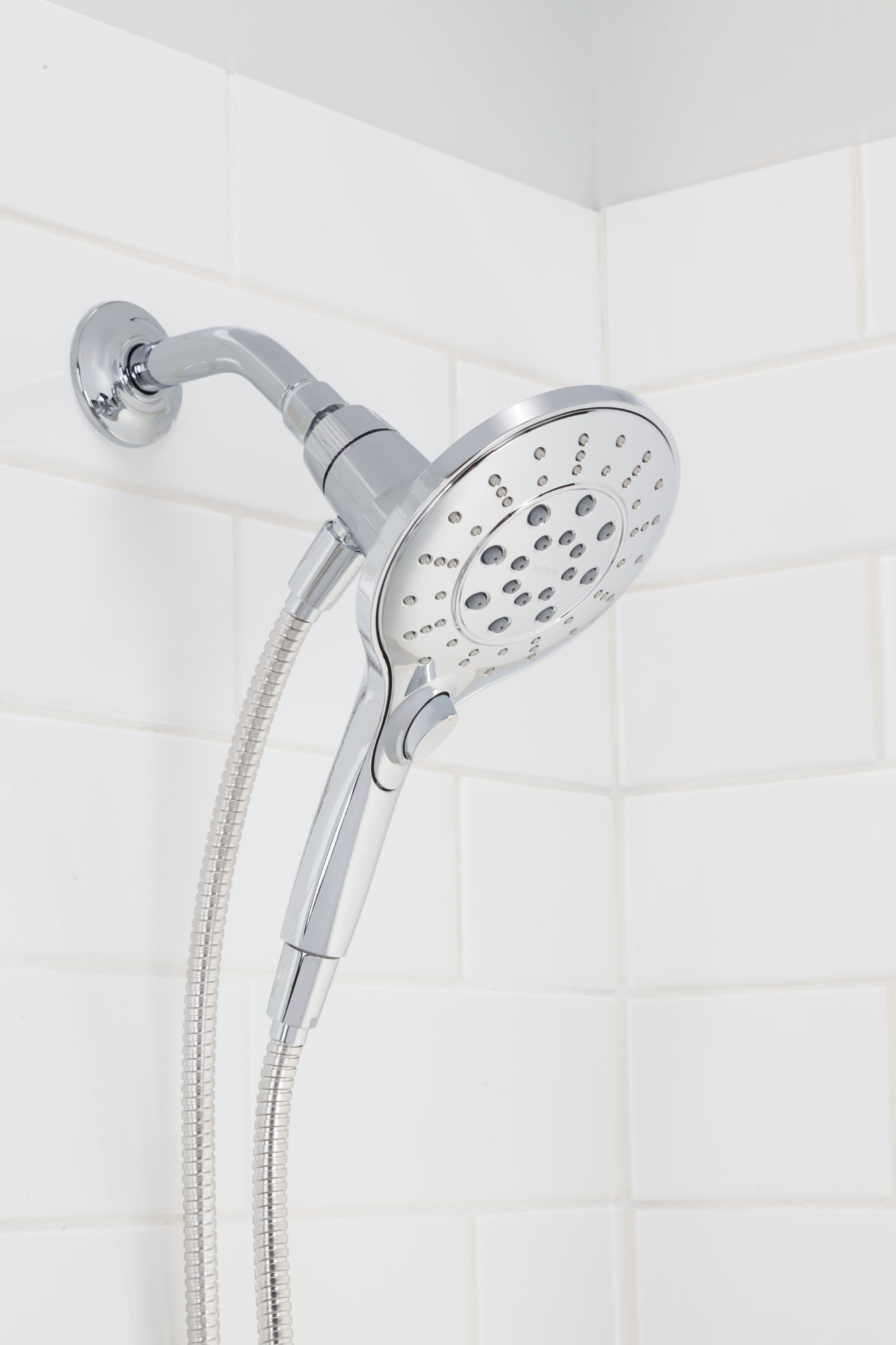 Moen 3662EP Engage 1.75 (GPM) MultiFunction Hand Shower Package