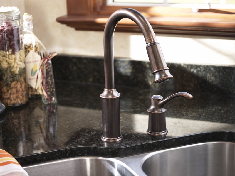 Moen 7590 Aberdeen Single Handle Pulldown Spray Kitchen Faucet - Classic | eBay