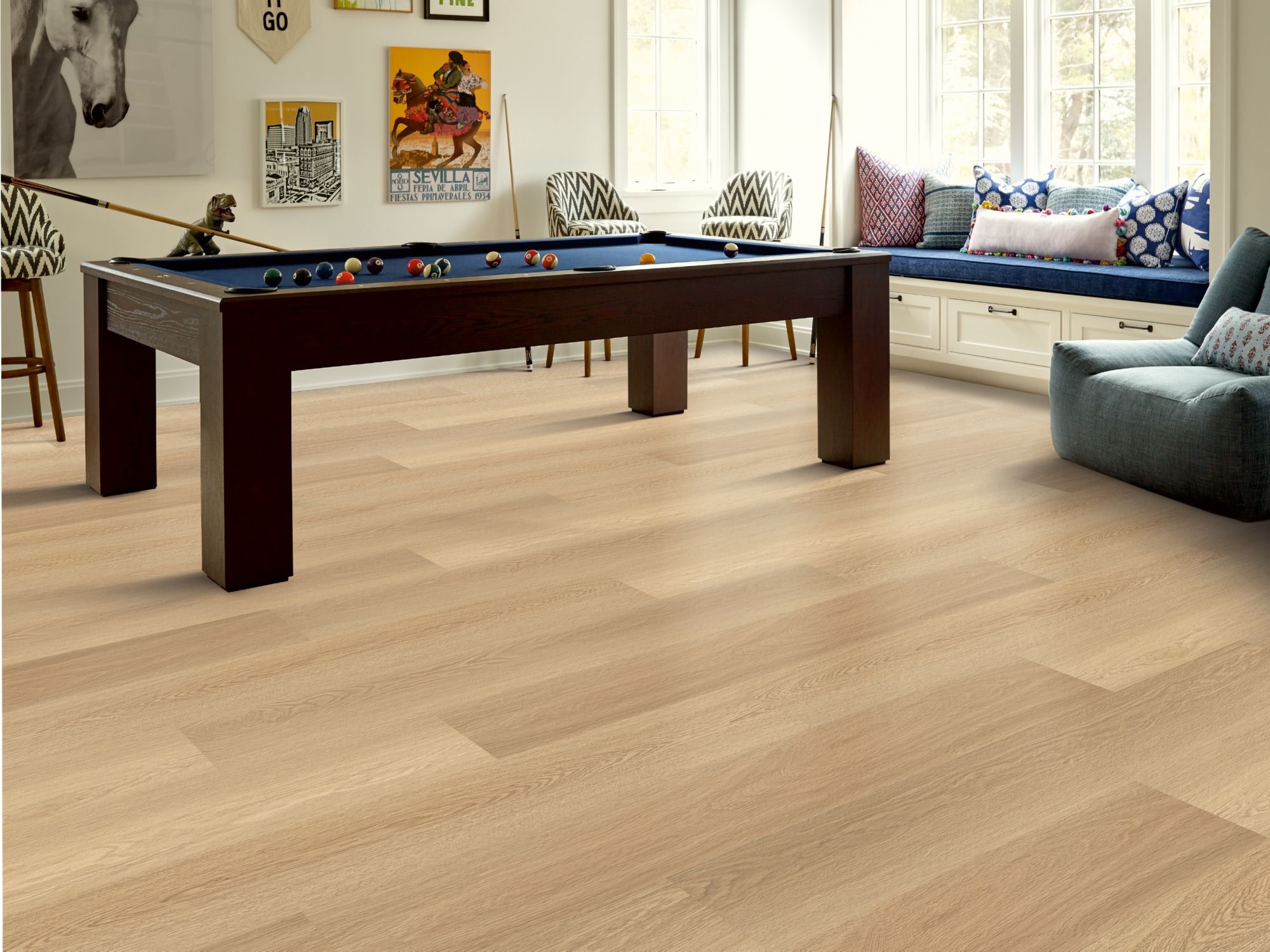 Shaw 0736V Endura 512C Plus 7"W Smooth Vinyl Flooring Sold by