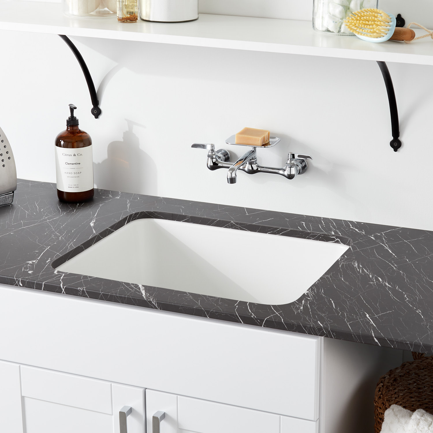 Signature Hardware 445931 Medford 25" Undermount Single Basin White