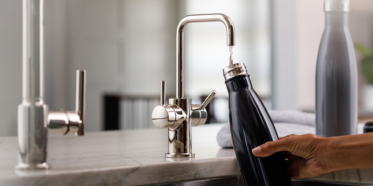 饮水机灌装水瓶