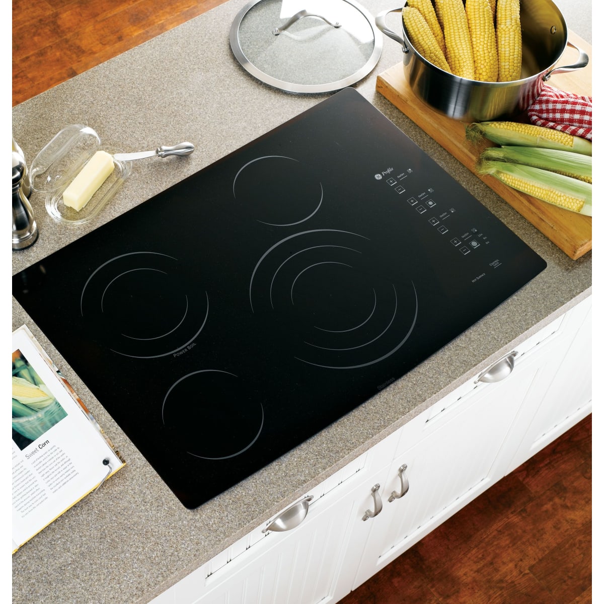 GE PP945BMBB Profile 30" BuiltIn CleanDesign Electric