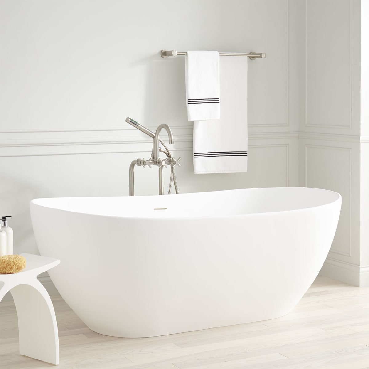 Signature Hardware 373454 Winifred 56