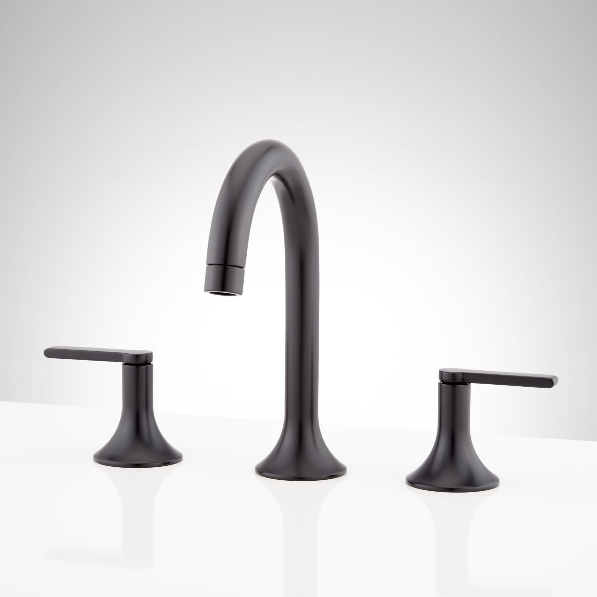 signature-hardware-466425-
