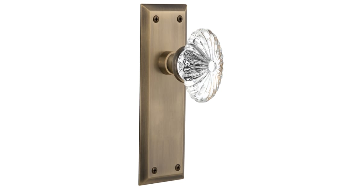2.75 Privacy Nostalgic Warehouse Meadows Plate with Keyhole Oval Clear Crystal Glass Knob Antique Brass 2.75 Privacy Nostalgic Warehouse Meadows Plate with Keyhole Oval Clear Crystal Glass Knob Antique Brass