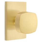 Emtek Freestone Privacy Door Knob Set with Modern Rectangular Rose from the Urban Modern Collection Satin Brass