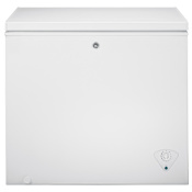 GE 33 Inch Wide 7.0 Cu. Ft. Free Standing Chest Freezer with Two Lift-Out Storage Baskets White