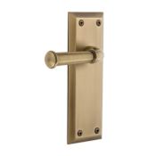 Grandeur Grandeur Fifth Avenue Solid Brass Rose Left Handed Passage Door Lever Set with Georgetown Lever and 2-3/8" Backset Vintage Brass