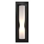 Hubbardton Forge Dune 16" Tall Wall Sconce Black / Opal