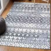JONATHAN Y Lighting Moroccan Hype 7-3/4' x 10' Polypropylene Moroccan & Tribal and Trellis Indoor Area Rug Ivory / Black